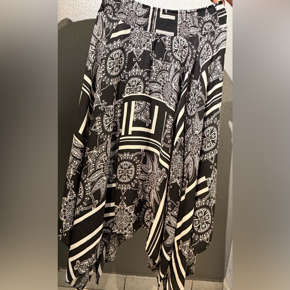 Women's Black & White Midi Skirt with Bandana Print